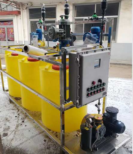 全自動(dòng)加藥裝置設(shè)備用途，全自動(dòng)智能加藥裝置價(jià)格，加藥裝置詳細(xì)介紹